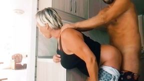 Fucked cleaning lady in a caf&eacute;