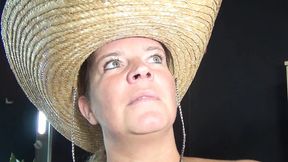 A tuor for see tits in German