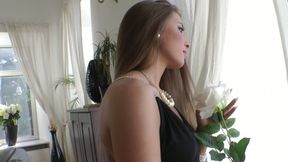 Roxy Bell: Young, Beautiful, a Total Porn Goddess