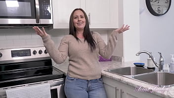 Big-titted MILF Brandii Banks teases her hairy pussy and gives a sloppy blowjob