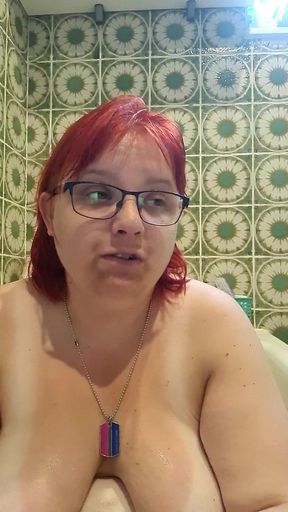 Udder cow Anna-Maria Lindel live in front of cam (bathtub) 21.08.2025