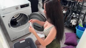 Stuck Step-Mom Says Only Cock Can Relax Her