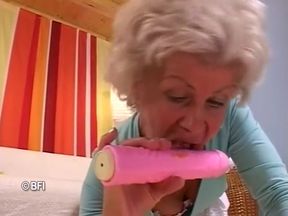 I have ses with my granny again