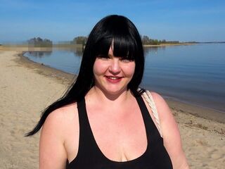 INTIMATE big beautiful woman OUTDOOR BITCH - Stranger Knobs Sucking During the time that Creampie