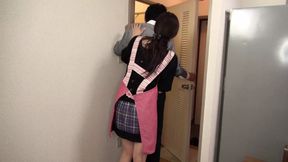 SKINNY SLUT LIKES A PUSSY LICK BEORE GETTING FUCKED HARD