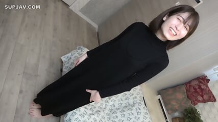 Cute Japanese Girl With Nice Body And Tits