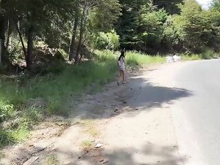 Public Cumwalk next to the Beach and Risky Sex in the Bushes