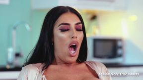 Busty MILF Ava Koxxx Seduces Handyman 2 - Ava koxxx