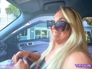 Hotwife Meets Her BBC Bull for an Evening of Screwing and Breeding