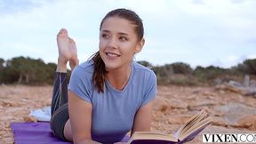 Sexy Slim Brunette Beauty Indulges In an Incredibly Romantic Outdoor Sex With a Big-dick Stranger